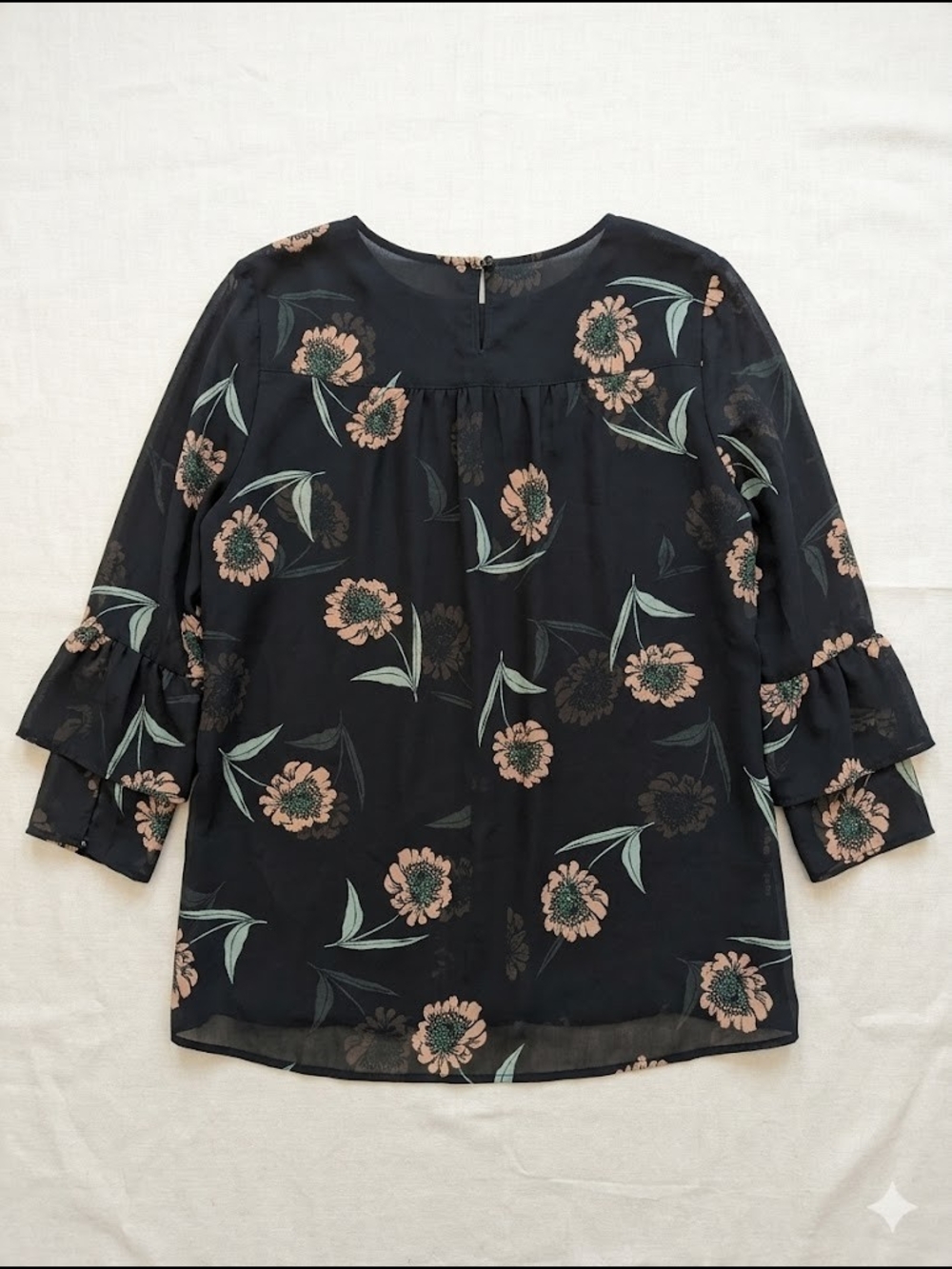 Cabi La Di Dah Poetcore Boho Blouse Sheer Floral Boho Romantic Poet Sleeve